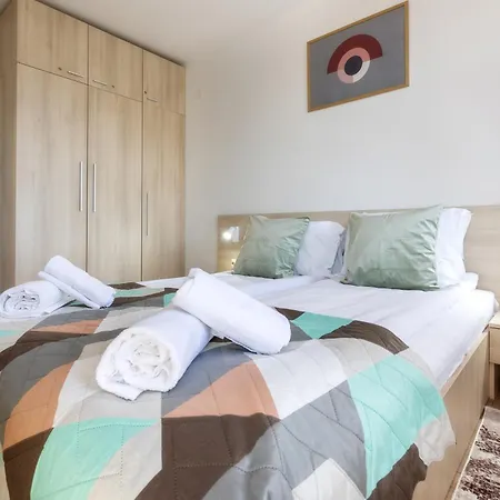 Mountain Escape & View & Relax 반스코