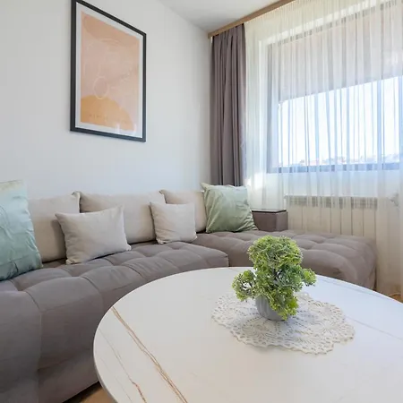 Mountain Escape & View & Relax 반스코